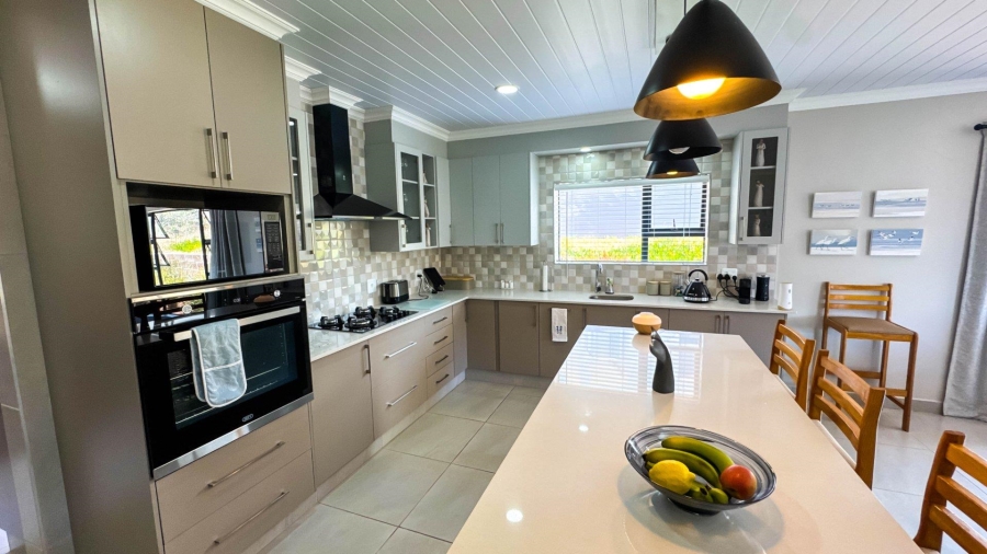 3 Bedroom Property for Sale in Dana Bay Western Cape